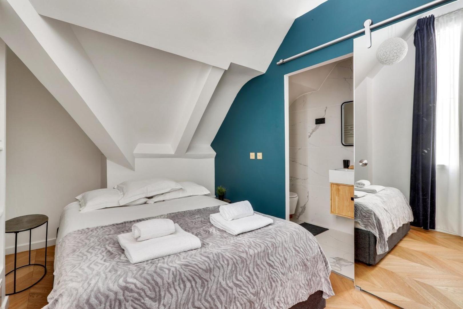240-suite Elysée Appartement *